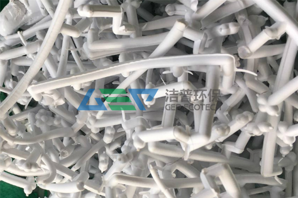 廢塑料破碎工藝流程，附塑料造粒處理生產線流程圖